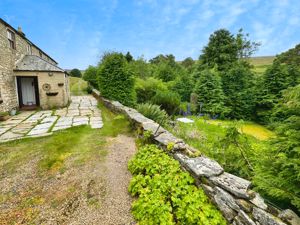 Photo 6- click for photo gallery